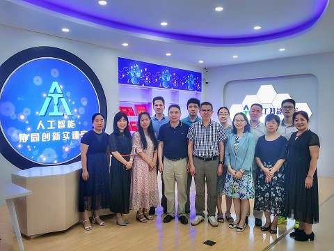 召开高职2022级人才培养方案专家论