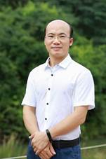 在广东广播电视大学电教中心